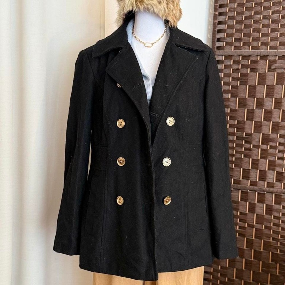 Women's Michael Kors Black pea coat with gold buttons, lined, whimsy size 8